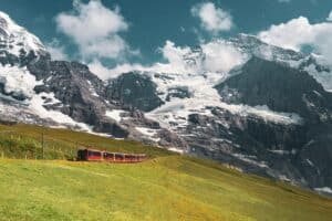 Train heading from Kleine Scheidegg to Jungfraujoch
