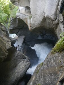 Les chutes de Trummelbach près de Lauterbrunnen 