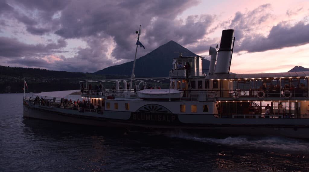 Evening cruise on Lake Thun with the Bluemlisalp steamer