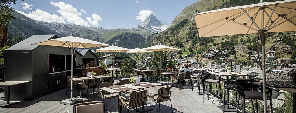 Hotel Restaurant terasse with matterhorn view